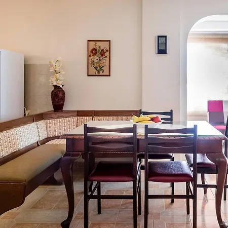 Aeolos Kefalonia Χελμάτα